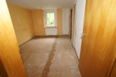 Bezugsfreies Einfamilienhaus in beliebter Lage mit großzügigen Grundstück. - DSC07491