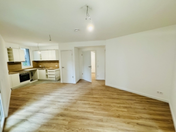 Charmante Erdgeschosswohnung mit kleiner Terrasse!, 10779 Berlin, Etagenwohnung