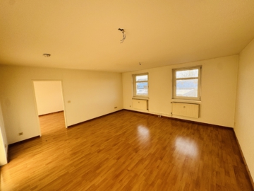 Bezugsfreie Wohnung mit idealer Anbindung nahe S-Bahn Adlershof, 12489 Berlin, Etagenwohnung