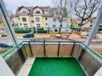 Bezugsfreie Stuckaltbauwohnung mit hohen Decken in Berlin Pankow! - Balkon