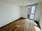 Charmante Wohnung mit Balkon und offenen Wohn- Essbereich! - Zimmer