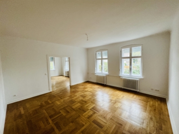 Charmante Wohnung mit kleinen Gartenanteil nahe dem beliebten Hellpfühlepark. **RENOVIERT**, 15366 Neuenhagen, Etagenwohnung