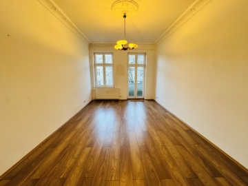 Wohnen mit Stil: Charmante Stuck-Altbauwohnung in Top-Lage am Dürer Platz!*BEZUGSFREI*, 12157 Berlin, Etagenwohnung