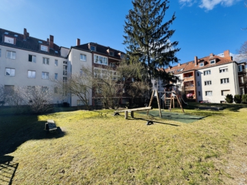 Bezugsfreies Wohnungspaket! Hochparterre- + Souterrainwohnung! *Teilweise Sanierungsbedürftig*, 13581 Berlin, Etagenwohnung