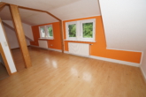 Bezugsfreies Einfamilienhaus in beliebter Lage mit großzügigen Grundstück. - DSC07472