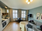 MÖBLIERTES Studio Apartment am Helmholtzplatz! FURNISHED Studio apartment at popular Helmholtzplatz! - Zimmer