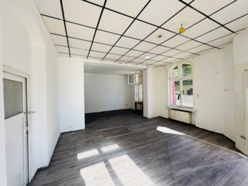 Gewerbeeinheit mit großer Außenterrasse nahe Volkspark Wulheide!, 12459 Berlin, Bar