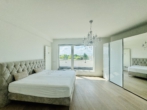 Exklusive Dachgeschosswohnung mit großer Terrasse & Blick über Berlin inkl. 2 PKW-Stellplätzen - Zimmer 3