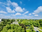 Exklusive Dachgeschosswohnung mit großer Terrasse & Blick über Berlin inkl. 2 PKW-Stellplätzen - Blick