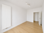 Exklusive Dachgeschosswohnung mit großer Terrasse & Blick über Berlin inkl. 2 PKW-Stellplätzen - Zimmer 2