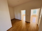 Bezugsfreie Altbauwohnung mit Balkon zum ruhigen Innenhof nahe S-Bhf Adlershof! - Flur
