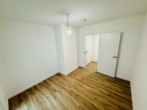 Charmante Wohnung mit kleiner Terrasse in beliebter Lage von Berlin-Schöneberg! - Zimmer 1