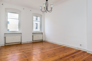 Elegante Stuckaltbauwohnung mit Potential nahe Brosepark!, 13156 Berlin, Etagenwohnung