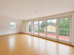 Geräumige, bezugsfreie Wohnung mit Südwest-Terrasse und KFZ-Stellplatz nahe S-Bhf Lichtenrade! - Zimmer 1