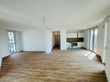 Charmante und Helle Wohnung mit großem Sonnenbalkon im Erstbezug!, 10779 Berlin, Etagenwohnung