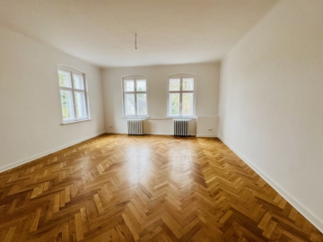 Geräumige Wohnung im Zentrum von Neunhagen bei Berlin.**RENOVIERT**, 15366 Neuenhagen, Etagenwohnung