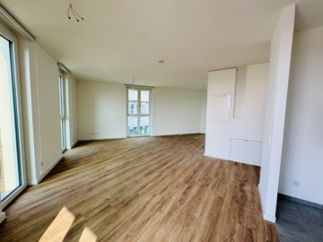 Neubautraum im Erstbezug – Helle Wohnung mit großem Sonnenbalkon!, 10779 Berlin, Etagenwohnung