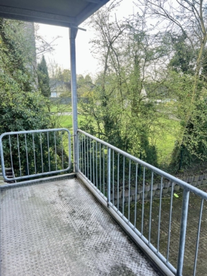 Bezugsfreies Apartment inkl. Duplex-Stellplatz in Top-Lage am Frillendorfer Platz, 45139 Essen, Etagenwohnung