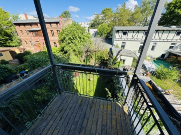 Charmante Altbauwohnung mit Balkon zum ruhigen Innenhof nahe S-Bhf Adlershof!, 12489 Berlin, Etagenwohnung
