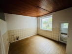 Charmante Wohnung mit kleinen Gartenanteil nahe dem beliebten Hellpfühlepark. - Küche